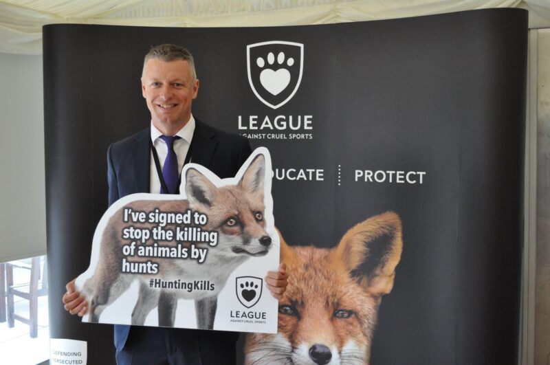 Eend fox hunting